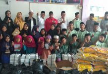 Wiyadi ketua DPRD Kota Bandar Lampung Santuni Anak Yatim
