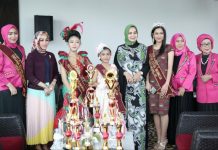 Ibu Riana Sari Arinal secara resmi membuka Lampung Wedding Fair di Grand Ballroom Hotel Novotel