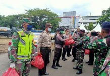 TNI-Polri dan BPBD Lampung Mendirikan Dapur Umum di Lapangan Saburai Lampung
