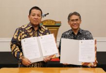 Gubernur Lampung Arinal Djunaidi dan Rektor Universitas Gajah Mada (UGM) Panut Mulyono Menandatangani Perjanjian Kerjasama Bidang Pendidikan