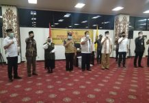 Elit Partai Gerindra Menyerahkan Bantuan Alat Pelindung Diri (APD)