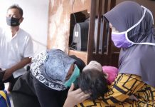 Wakil Gubernur Provinsi Lampung Bagikan Bantuan Sosial Kepada Penyandang Disabilitas