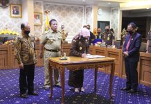 Ketua DPRD Provinsi Lampung Mingrum Gumay menghadiri Penandatangan Akuntabilitas Dana Penanggulangan Pencegahan Covid-19