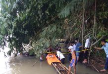 Diduga Pembunuhan, Seorang Pria Tewas Di Dalam Sungai Way Sekampung