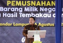 Jaga Masyarakat dari Barang Ilegal, Arinal Pimpin Langsung Pemusnahan Tembakau dan Etil Alkohol