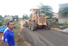 Pengaspalan Jalan Menuju Kolam Renang Tirtamas