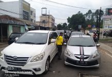 komunitas Driver Online Maxim Lampung Melakukan Aksi Penggalangan Dana Untuk Korban Banjir