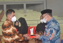 Drs. H. Lekok, M.M., Menghadiri Pelantikan dan Pengukuhan DPC Asosiasi Kotraktor Nasional