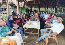 Kekuatan Sosial Media mampu mempertemukan mereka yang terpisah selama 30 tahun