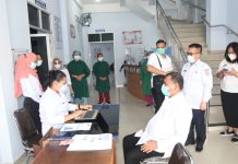Bupati Deli Serdang H Ashari Tambunan Menjalani Vaksinasi Covid-19 Dosis Kedua