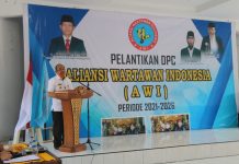 Drs. H. Lekok., M.,M., Hadiri Pelantikan DPC Aliansi Wartawan Indonesia (AWI) Kabupaten Lampung Utara
