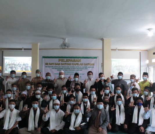 Lepas 35 Dai Pengabdian, Dewan Dakwah Bagikan 1000 Al Quran dan Iqro