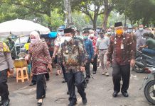 Hi. Budi Utomo Datangi Pasar Sentral Kotabumi