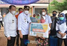 Bupati Lampung Tengah Musa Ahmad Launching Kegiatan Bantuan Sosial Tunai