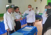 Camat Tulangbawang Tengah Saksikan Pelantikan Aparatur Tiyuh Penumangan Baru