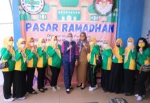 Riana Sari Arinal Kunjungi Pasar Ramadan di RSUDAM