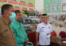 Bupati Lamtim M Dawam Rahardjo Kungker Sentra Kerajinan di Kabupaten Ngawi Provinsi