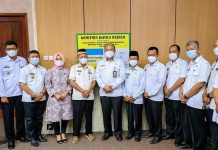 Bupati Lamtim M Dawam Rahardjo Pimpin rapat Bedah Hasil Input Evaluasi Kabupaten Layak Anak Tahun 2021