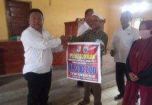 Joko Supriyanto.SE Salurkan Bantuan Langsung Tunai Kepada 100 Kepala Keluarga