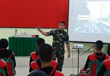 Fajar Akhirudin Bekali Wawasan Kebangsaan Anggota Paskibraka