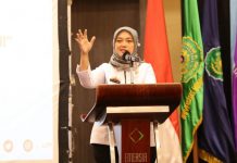 Hadiri Wisuda Sarjana UML 2022, Wagub Chusnunia Berharap Ilmu di Perkuliahan dapat Bermanfaat bagi Masyarakat