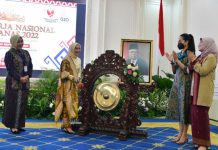 Ketua Dekranasda Lampung Riana Sari Arinal Ikuti Rakernas Dekranas 2022 yang Dibuka Hj. Wury Ma’ruf Amin