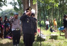 Wakapolres Lampung Timur Pimpin Penghormatan Terakhir