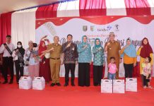 Ketua TP. PKK Provinsi Lampung Buka Kegiatan Bakti Sosial Kolaborasi Percepatan Penurunan Stunting Provinsi Lampung