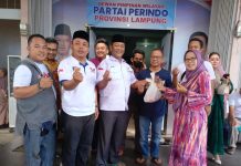 DPW Perindo Provinsi Lampung Bagikan Ratusan Paket Daging Kurban