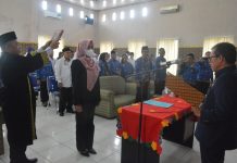 Nirlan, S.H., M.M. Melantik Direktur RSUD DSR Lamteng dr. Desi Kurniawati