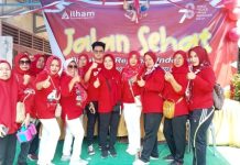 Rangkaian HUT RI, Kostiana Gelar Jalan Sehat dan Senam Sicita Bersama Warga Kedaton