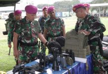 Danbrigif 4 Mar/BS Mengambil Apel Khusus dan Pemberian Penghargaan kepada Prajurit yang Berprestasi