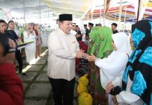 Gubernur Arinal dan Ibu Riana Ikuti Pengajian Akbar Pemprov Lampung di Pesibar