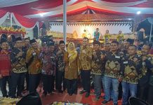Signal Kuat Berpasangan di Pilkada, Ririn Kuswantari dan Mas Wiriawan Kompak Hadiri Wayangan