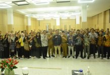 Pj Sekdakab Lampung Tengah Isi Materi Rakor Perencanaan Program dan Anggaran Pemilihan Bupati dan Wakil Bupati Tahun 2024