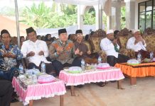 Ela-Azwar Calon Bupati Dan Wakil Bupati Lamtim Hadiri Pengajian Maulid Nabi di Sukadana Selatan