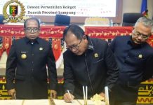Rapat Paripurna DPRD Provinsi Lampung Bahas Penetapan Empat Raperda Inisiatif