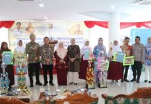 Peringati Hari Kunjungan Perpustakaan ke-29, Pemprov Lampung Luncurkan Gerakan “GAJAH KOMPAK” dan Tugu Baca