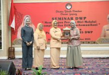 Pj. Ketua TP PKK Buka Seminar dalam Rangka HUT DWP ke-25