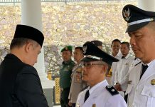 Lantik Penjabat Kepala Desa Khepong Jaya dan Sukaraja, Bupati Pesawaran Dorong Pemimpin Desa Jaga Kerukunan