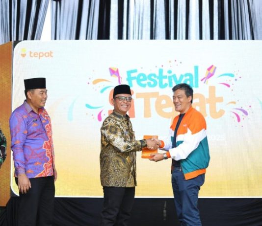 Bupati Ardito Buka Festival Si Tepat, Puluhan Nasabah Dapat Umroh
