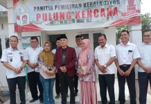 Ahmad Abdi Patoni Resmi Serahkan Berkas Pencalonan Kepala Tiyuh Pulung Kencana, Diantar Koalisi LSM, LBH, dan Organisasi Pers