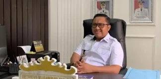 Aksi Swadaya Warga Perbaiki Jalan Rusak, Wabup Pesawaran Pastikan Diupayakan Masuk APBD Perubahan