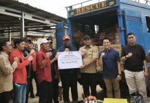Plt. Bupati Lampung Tengah Salurkan Bantuan Logistik Kemensos RI, Perkuat Kesiapsiagaan Bencana Melalui Lumbung Sosial