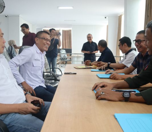 Wirahadikusumah Kembali Maju, Adi Kurniawan Ambil Formulir Calon Ketua DK PWI Lampung