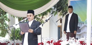 Pimpin Upacara Hari Santri 2026, Gubernur Lampung Ajak Santri Berkontribusi Menuju Indonesia Emas
