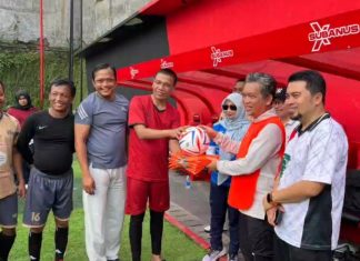 Tak Sekadar Adu Gol, Al Muzammil Yusuf dan PWI Lampung Rajut Keakraban Lewat Mini Soccer